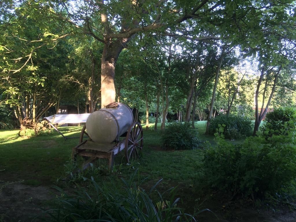 มานัวร์ เดอ ลา รอฌแร แอนด์ สปา Bed & Breakfast Beaussais Sur Mer ภายนอก รูปภาพ